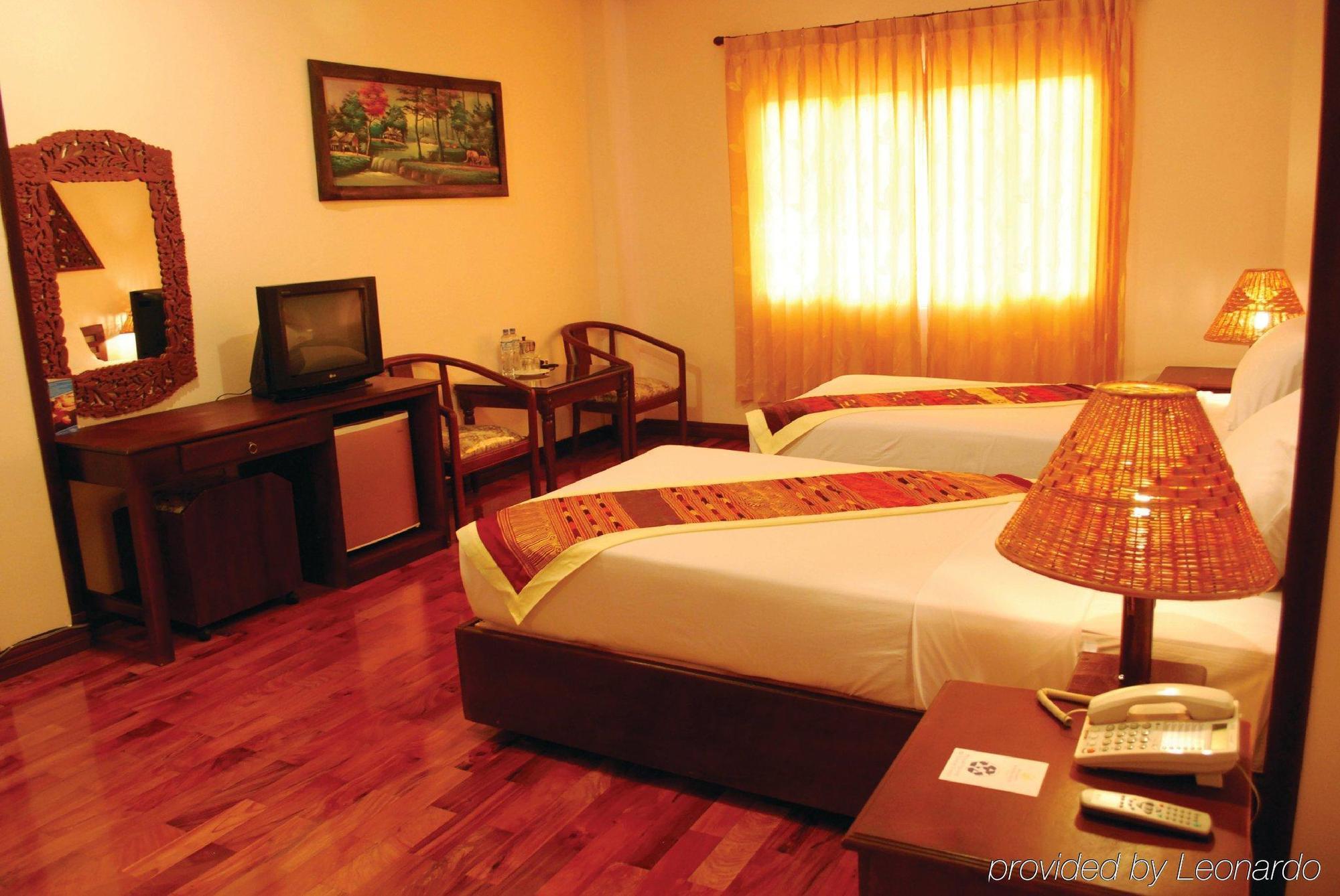 Sengtawan Riverside Hotel Viêng Chăn Phòng bức ảnh