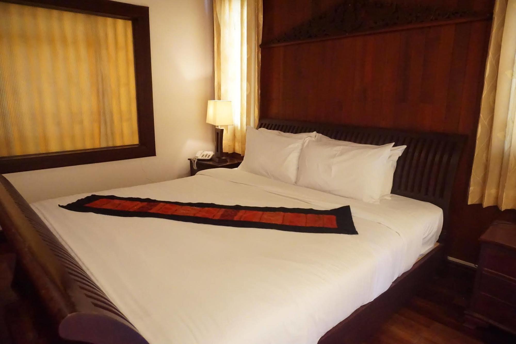 Sengtawan Riverside Hotel Viêng Chăn Ngoại thất bức ảnh