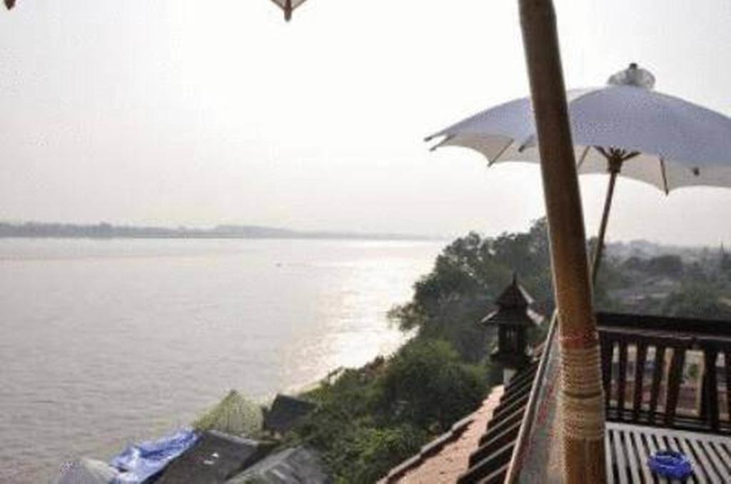 Sengtawan Riverside Hotel Viêng Chăn Ngoại thất bức ảnh