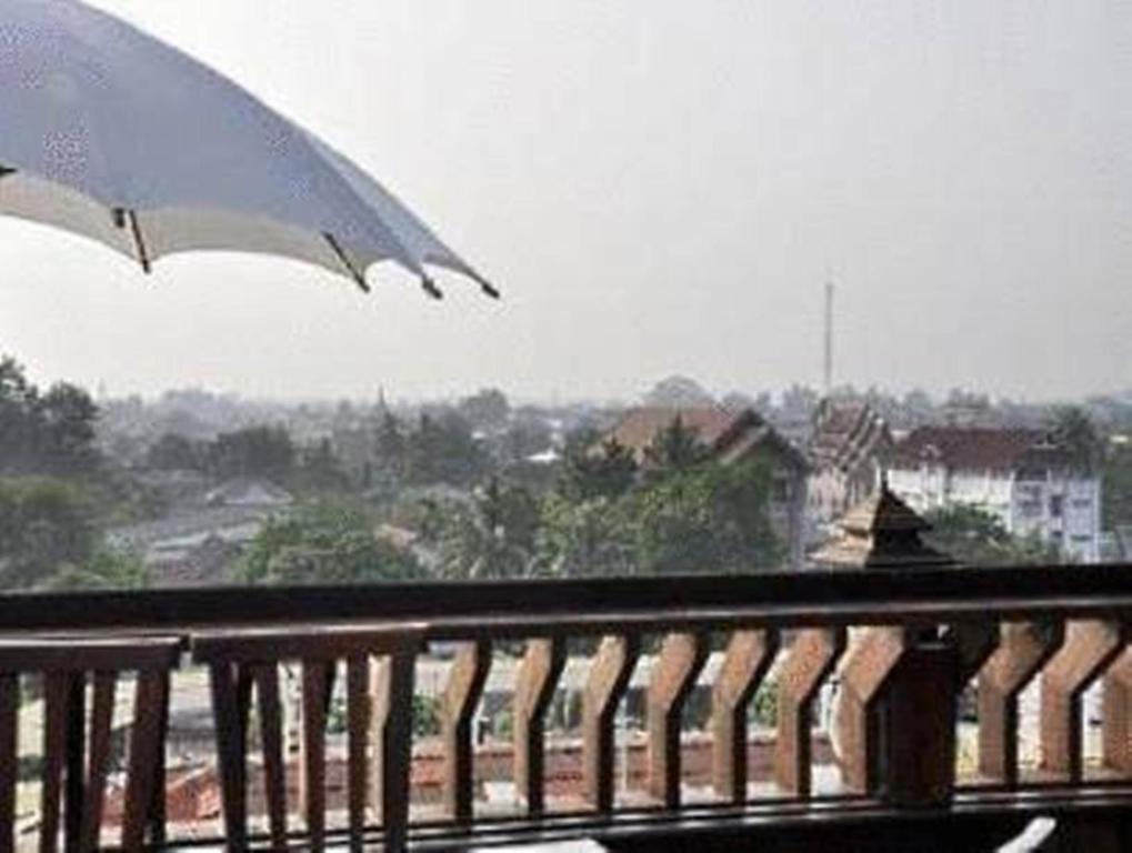Sengtawan Riverside Hotel Viêng Chăn Ngoại thất bức ảnh